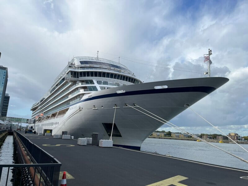 Cruise ship RES2023120285 - Viking Cruises