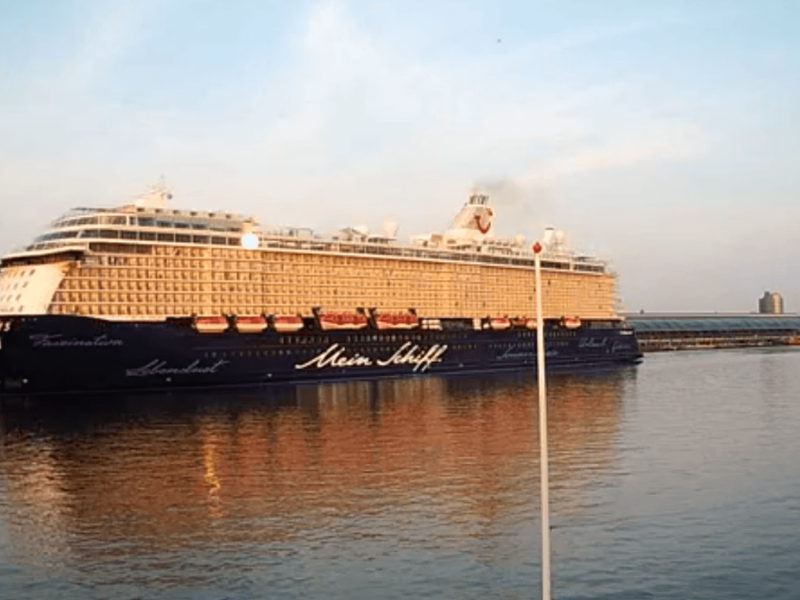 Cruise ship Mein Schiff 5 - TUI Cruises