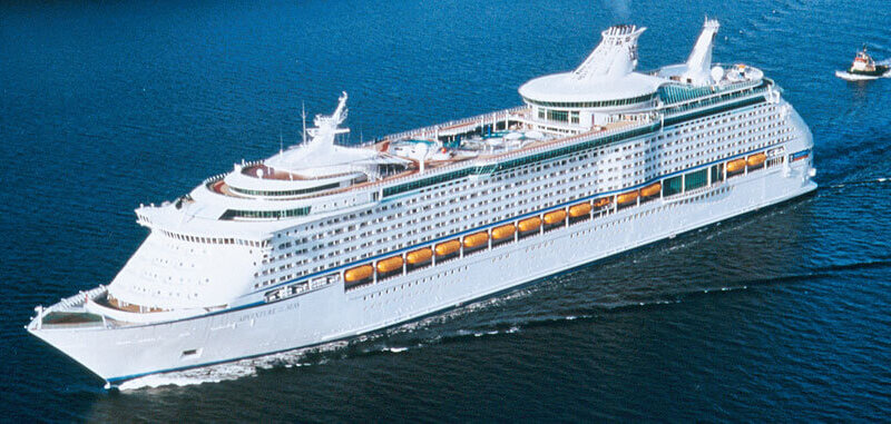 Cruise ship Explorer of the Seas - Royal Caribbean International