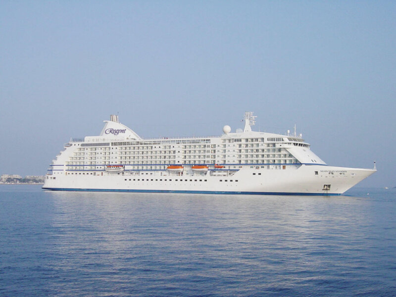 Cruise ship RES2023020093 - Regent Seven Seas