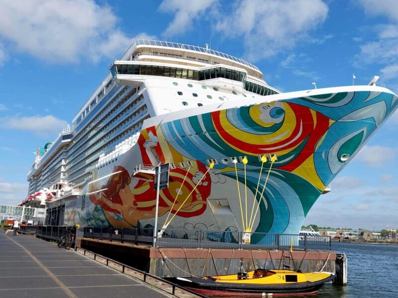 Cruise ship RES2021080383 - Norwegian Cruise Line