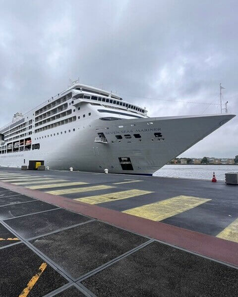 Cruise ship RES2024040520 - Regent Seven Seas
