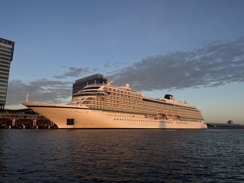 Cruise ship RES2023120289 - Viking Cruises