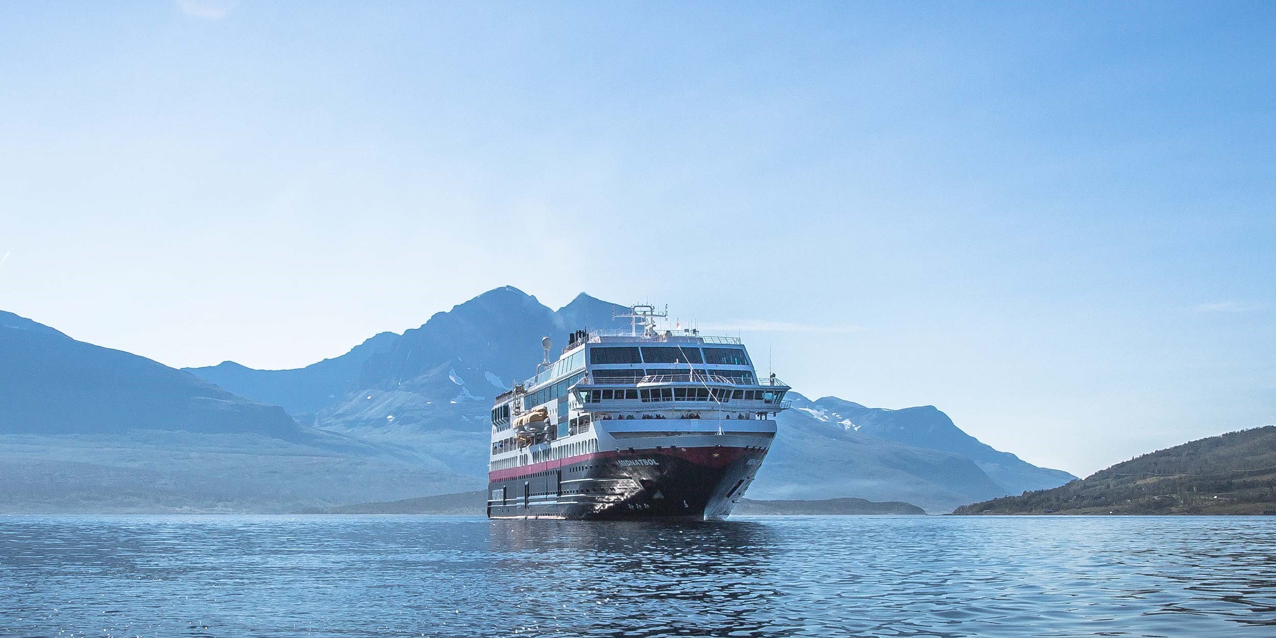 Cruise ship Midnatsol - Hurtigruten