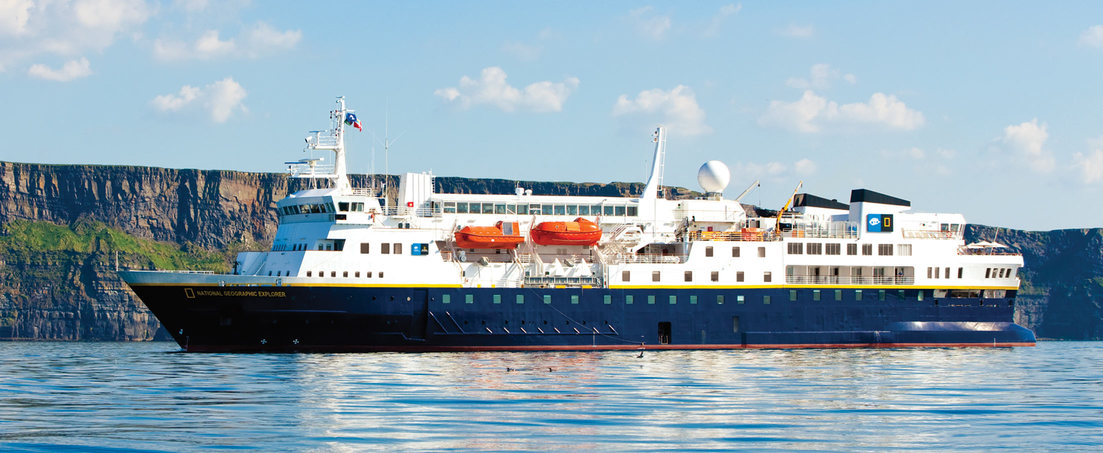 Cruise ship RES2022090870 - Lindblad Expeditions